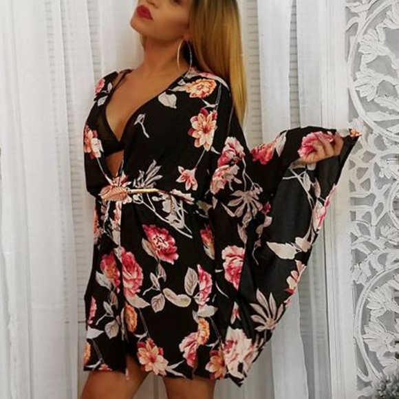 (ST. LUCIA) FLORAL KIMONO - Picture 4 of 5